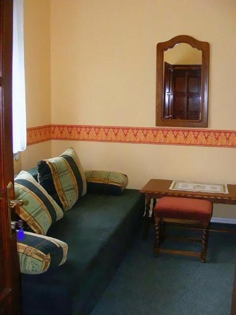 Fenyves Fogado Hotel Szurdokpüspöki Pokój zdjęcie