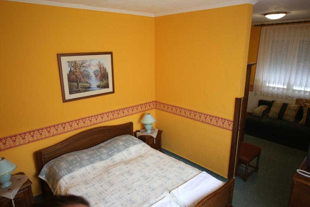 Fenyves Fogado Hotel Szurdokpüspöki Pokój zdjęcie